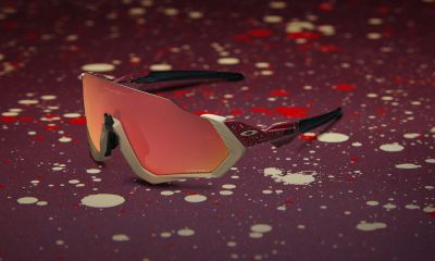 Oakley Flight Jacket™ MVP Project, une édition spéciale qui s’inspire du courage et de la détermination des cyclistes participant aux courses les plus difficiles et les plus célèbres