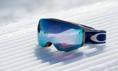 Le masque de ski OAKLEY Flight Deck™ maximise votre champ de vision.