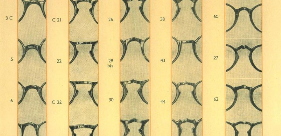 Aux débuts de Persol, les modèles étaient proposés en quatre tailles différentes avec des ponts de différentes hauteurs et largeurs et des branches de différentes longueurs