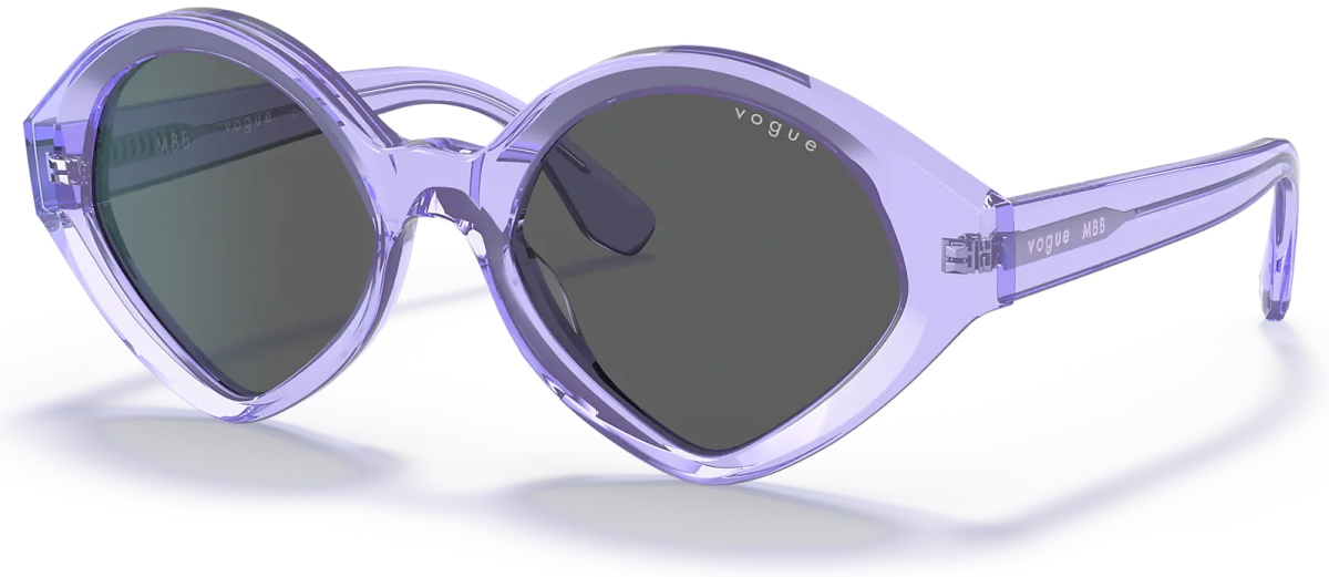 Nouveautés 2021 MBB x Vogue Eyewear la collection capsule de Millie Bobby Brown 